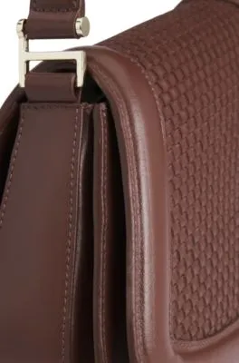 Bolso bandolera Ariell de piel tejida mate