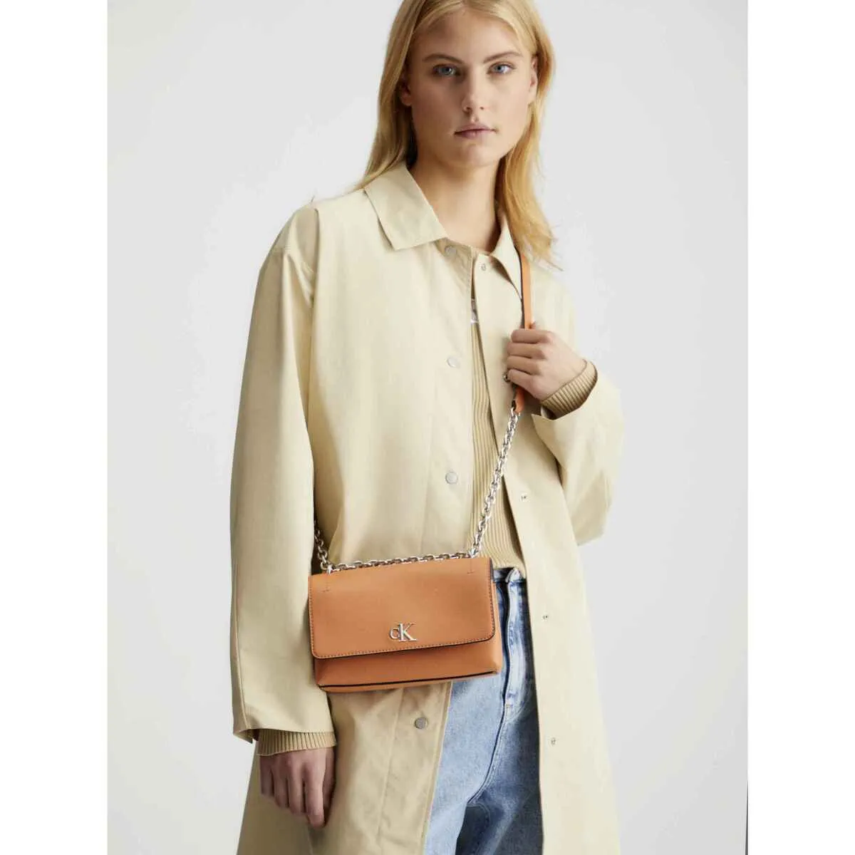 BOLSO CLAVINK KLEIN MINIMAL FLAP21 MUJER