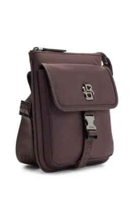 Bolso de estilo sobre con monograma Double B y acabado mate