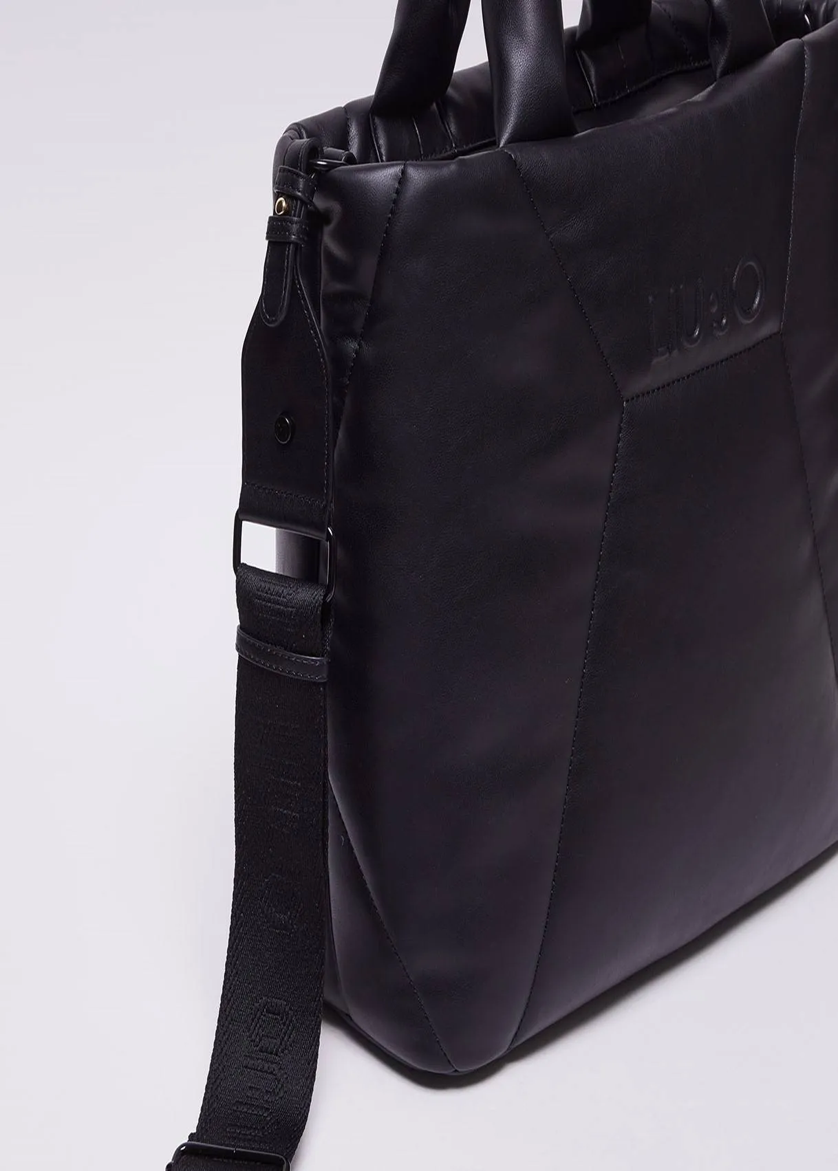 Bolso Liujo AF3307 Negro