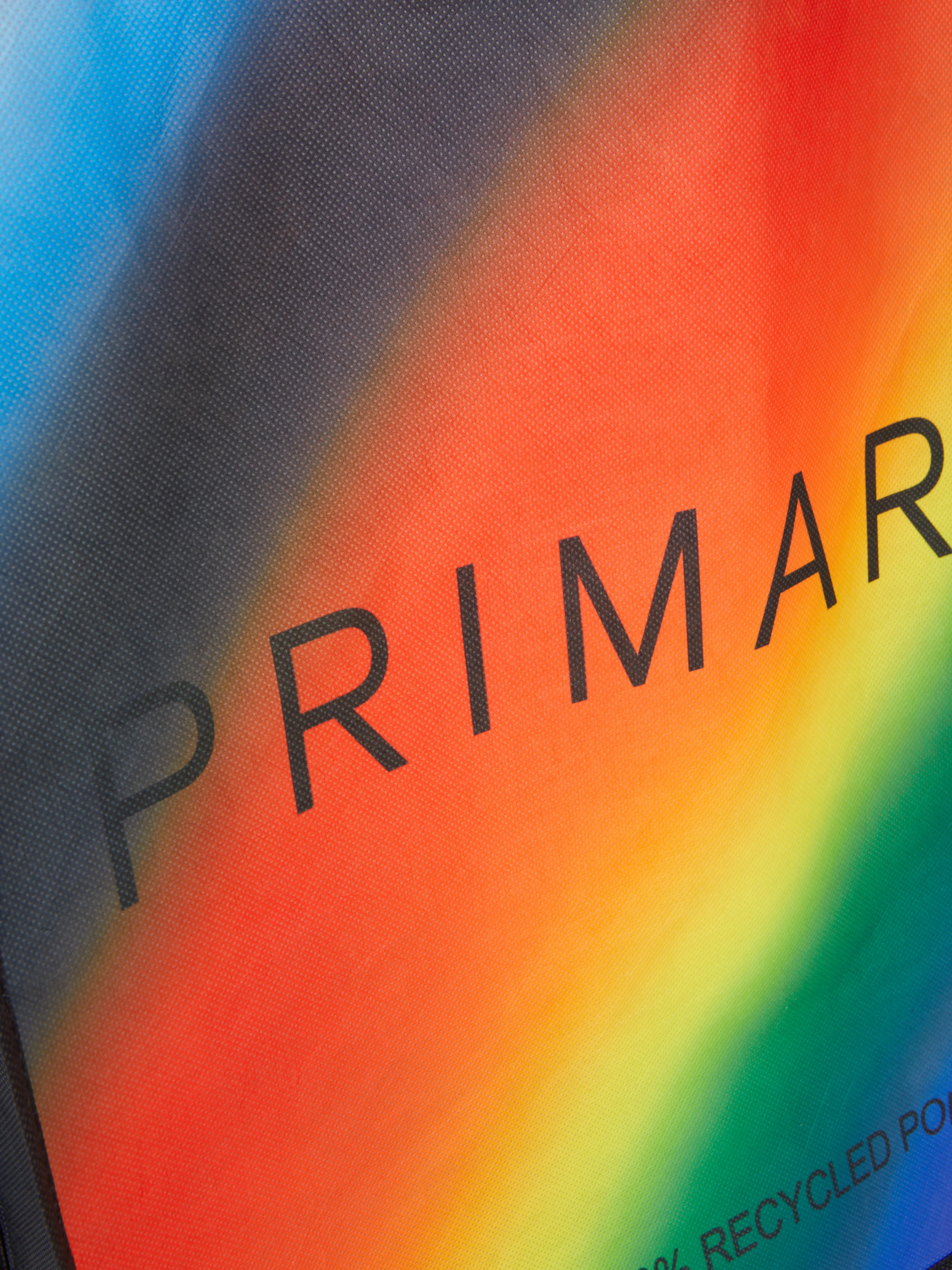 Bolso shopper con la bandera del Orgullo de Primark