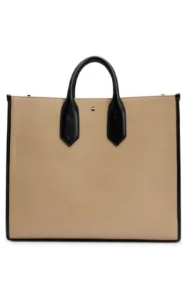 Bolso tote de piel sintética con detalles de la marca