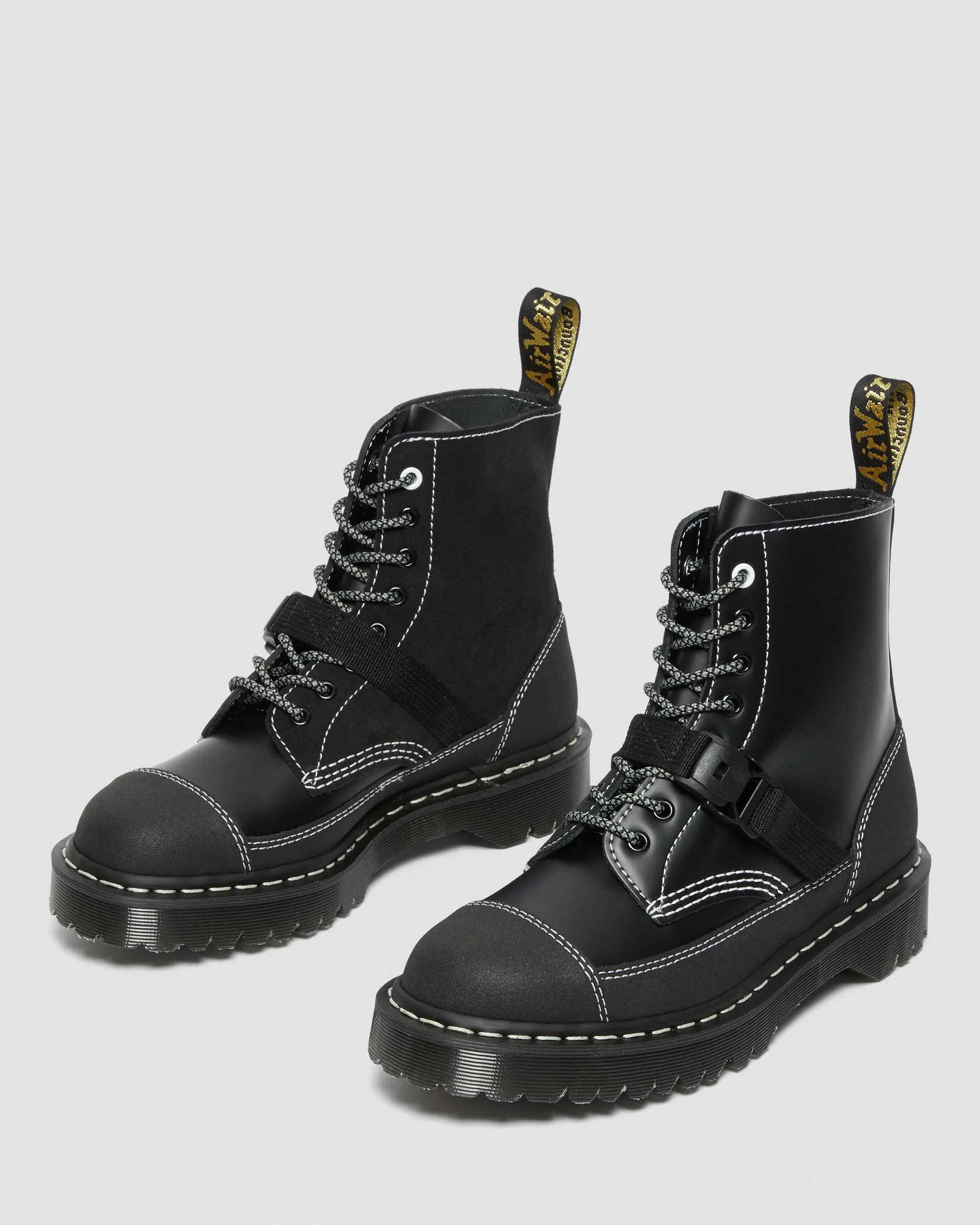 Botas 1460 Tech Made in England en piel
