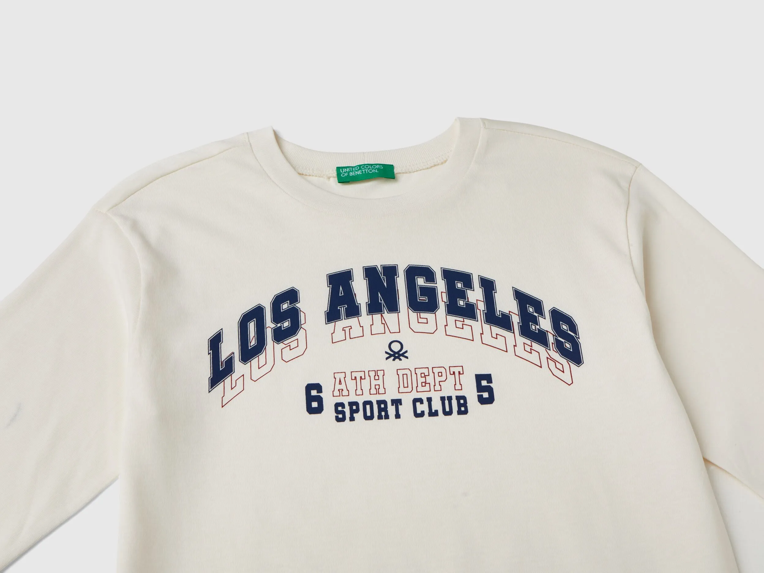 Camiseta de manga larga de estilo college