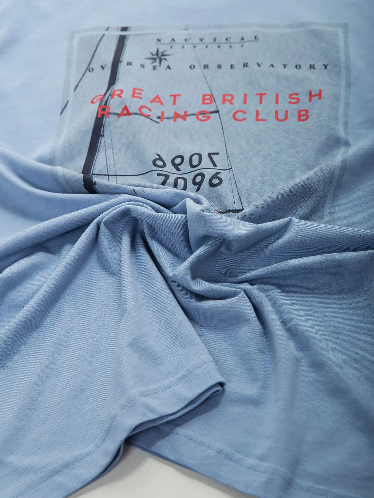 Camiseta manga corta con gráficos