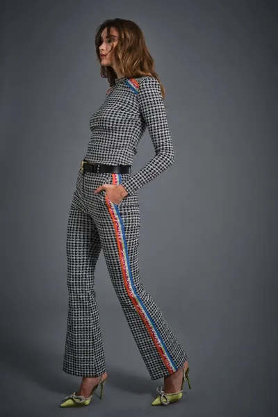 CARMEN HORNEROS PANTALON BANDA