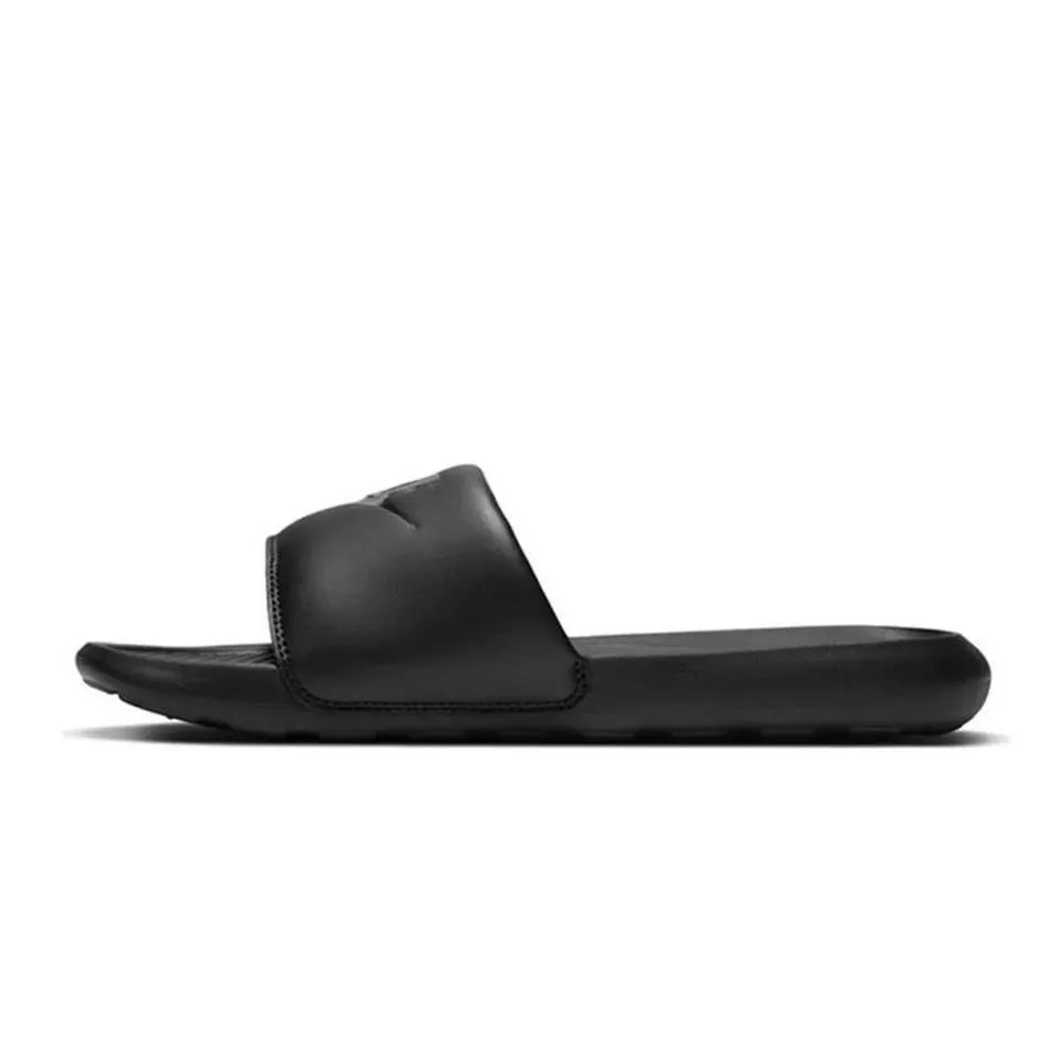 CHANCLA NIKE VICTORI ONE NEGRO TOTAL CN9677004