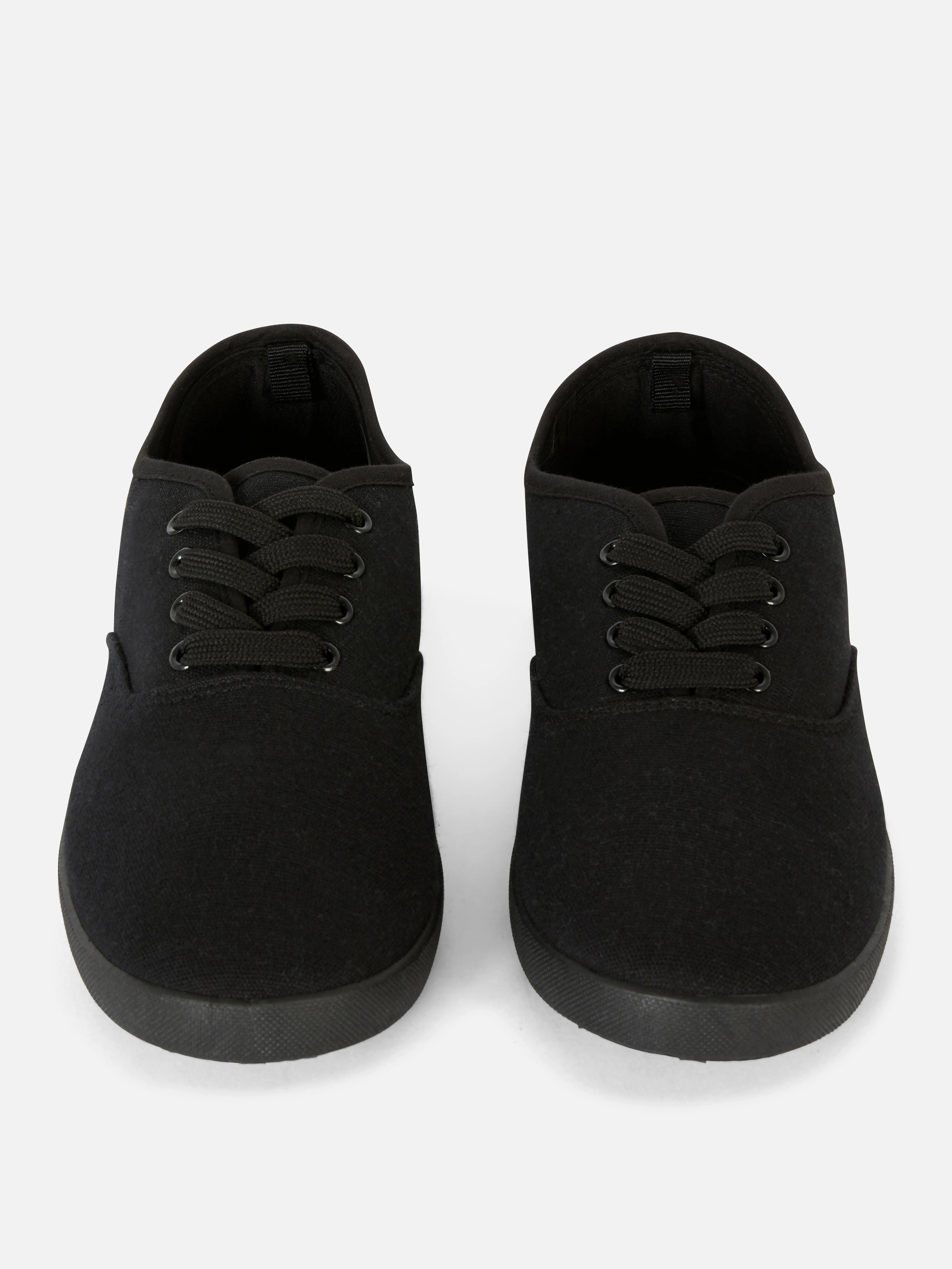 Deportivas de lona con cordones