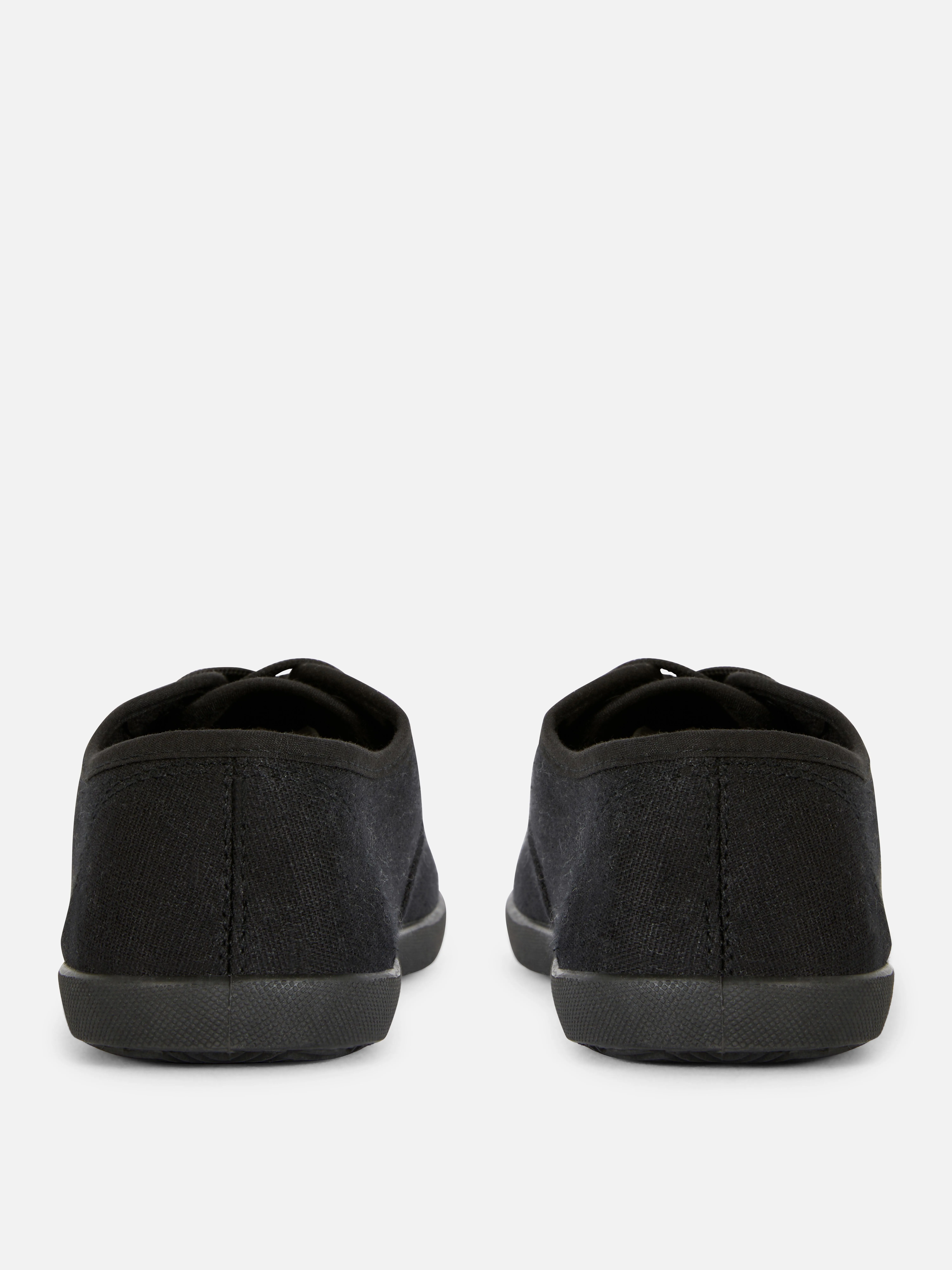 Deportivas de lona con cordones