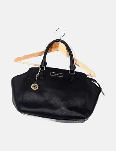 DKNY Bolso negro encerado