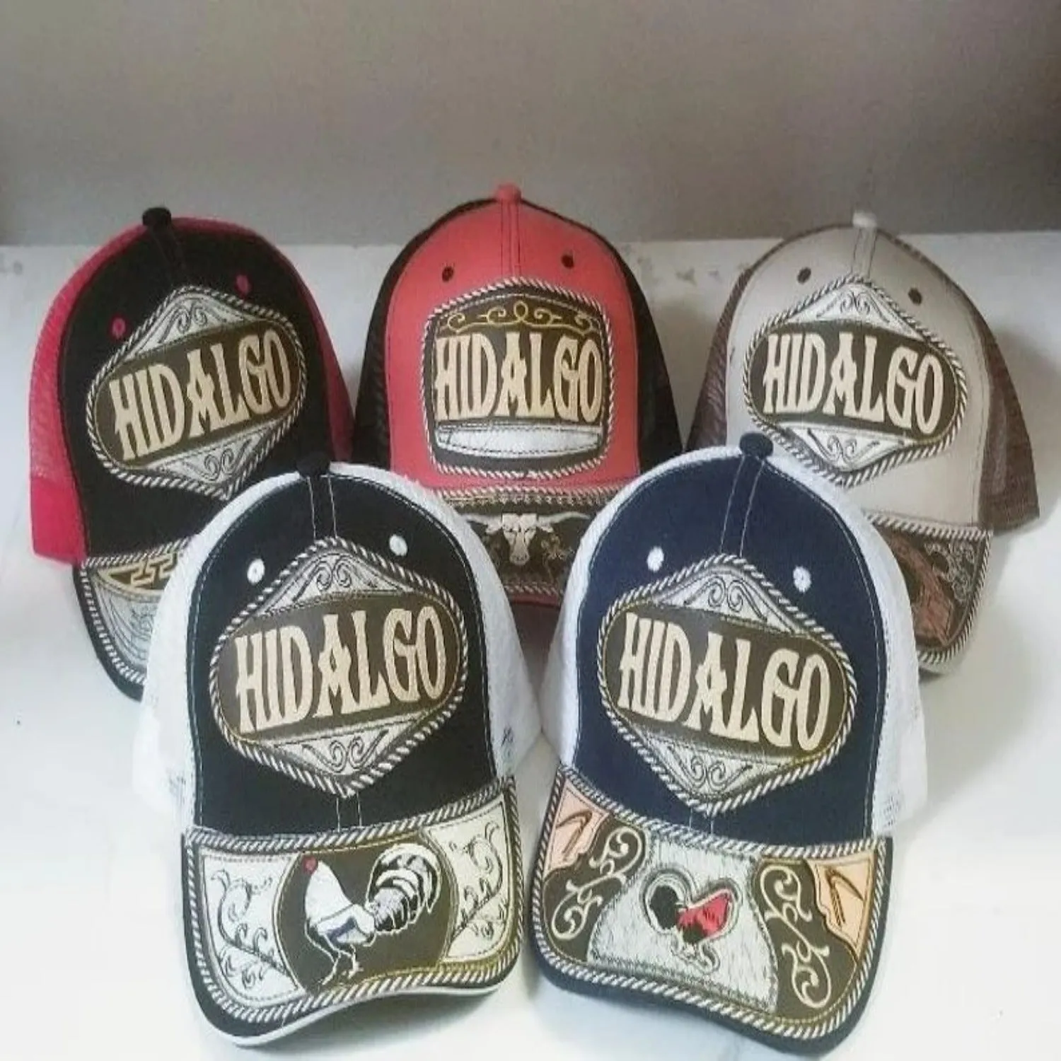GORRA ARTESANAL CON BORDADO DEL ESTADO DE HIDALGO IMP71326