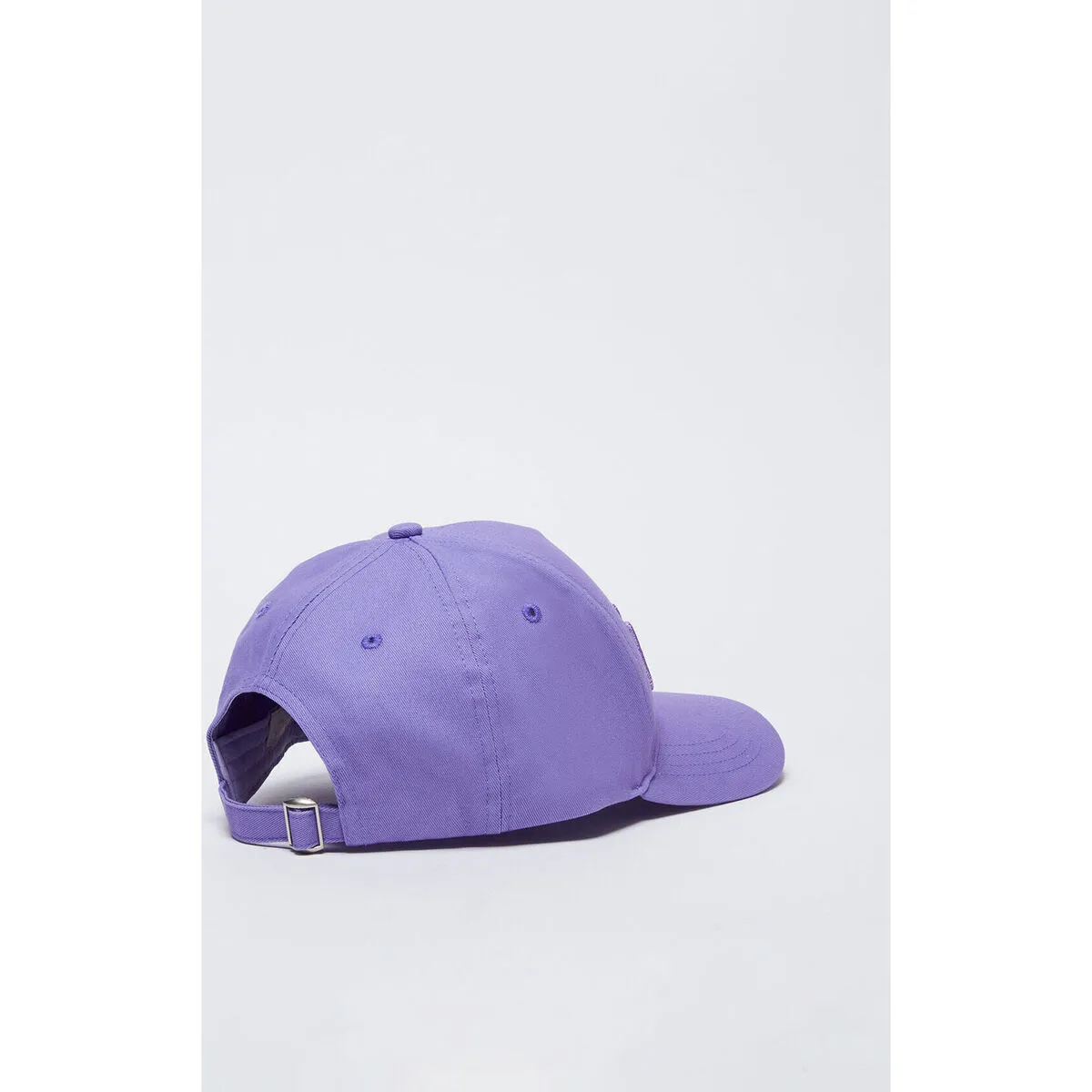 Gorra de béisbol con logotipo