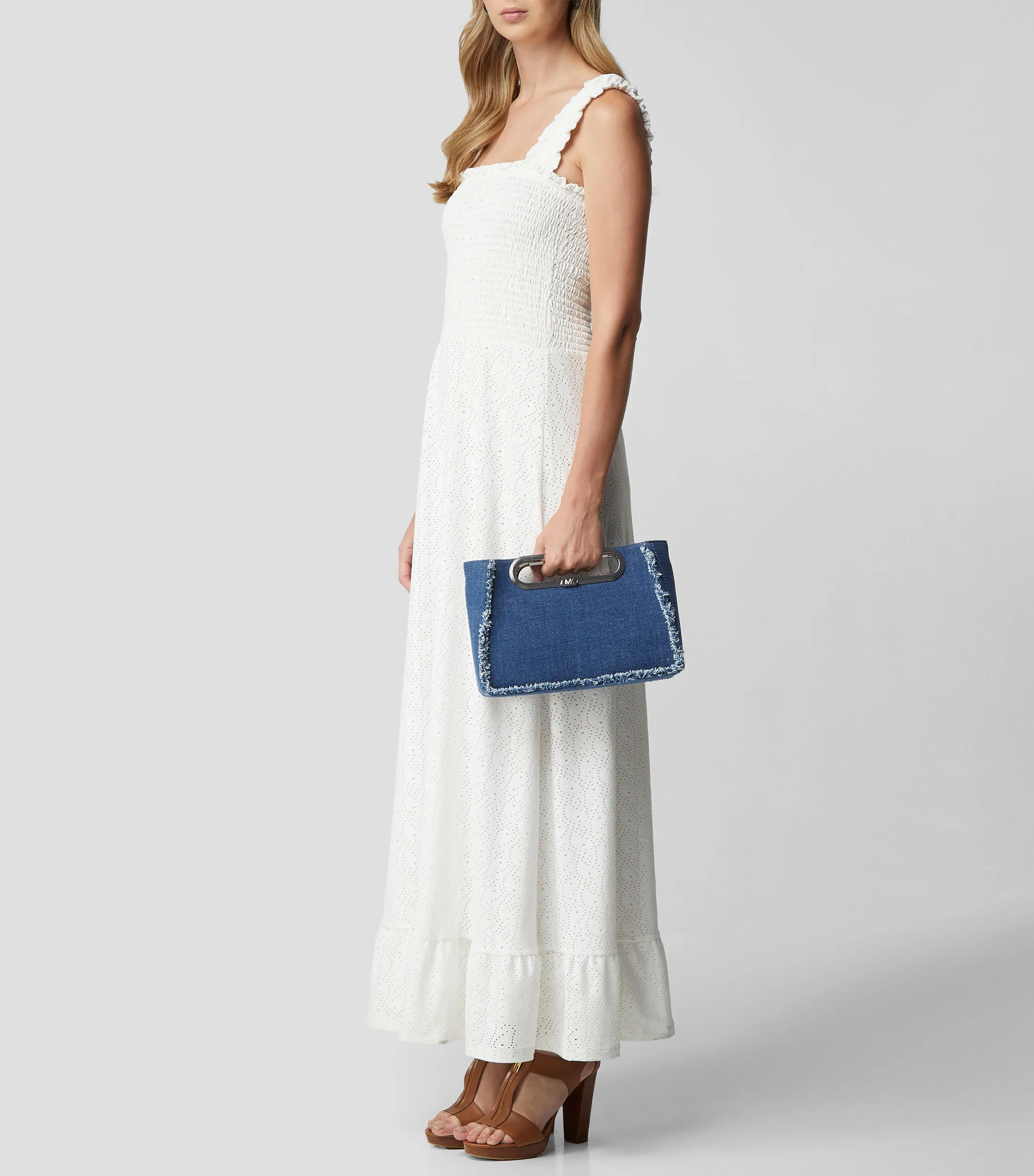 Michael Kors Bolso clutch Azul texturizado Mujer