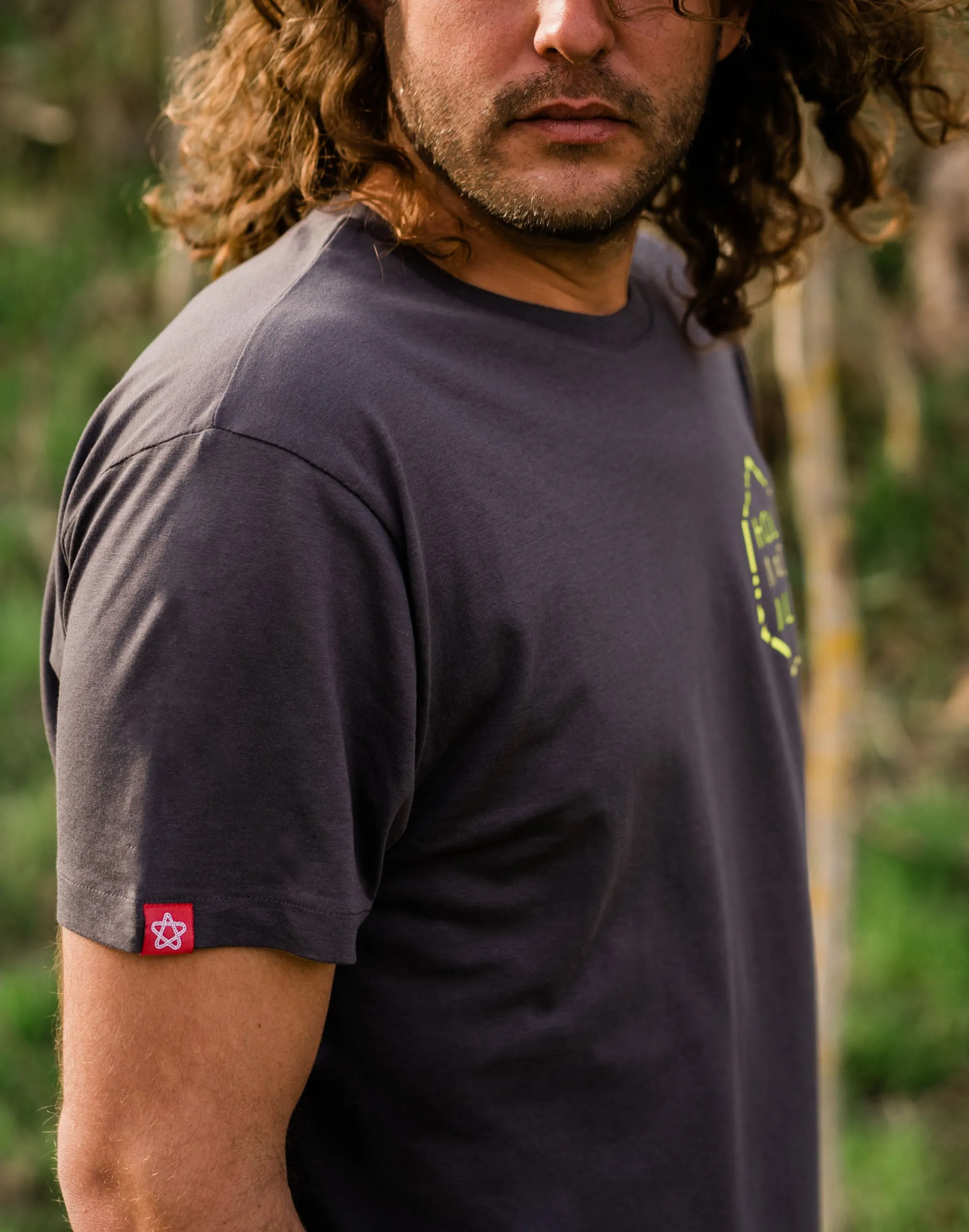 NIDO  CAMISETA UNISEX | 100% ALGODóN ORGáNICO
