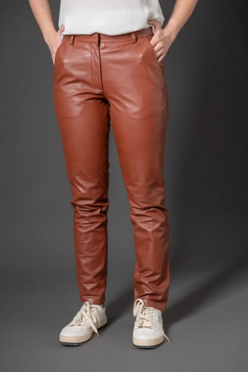 PANTALON CUERO  TOSTADO