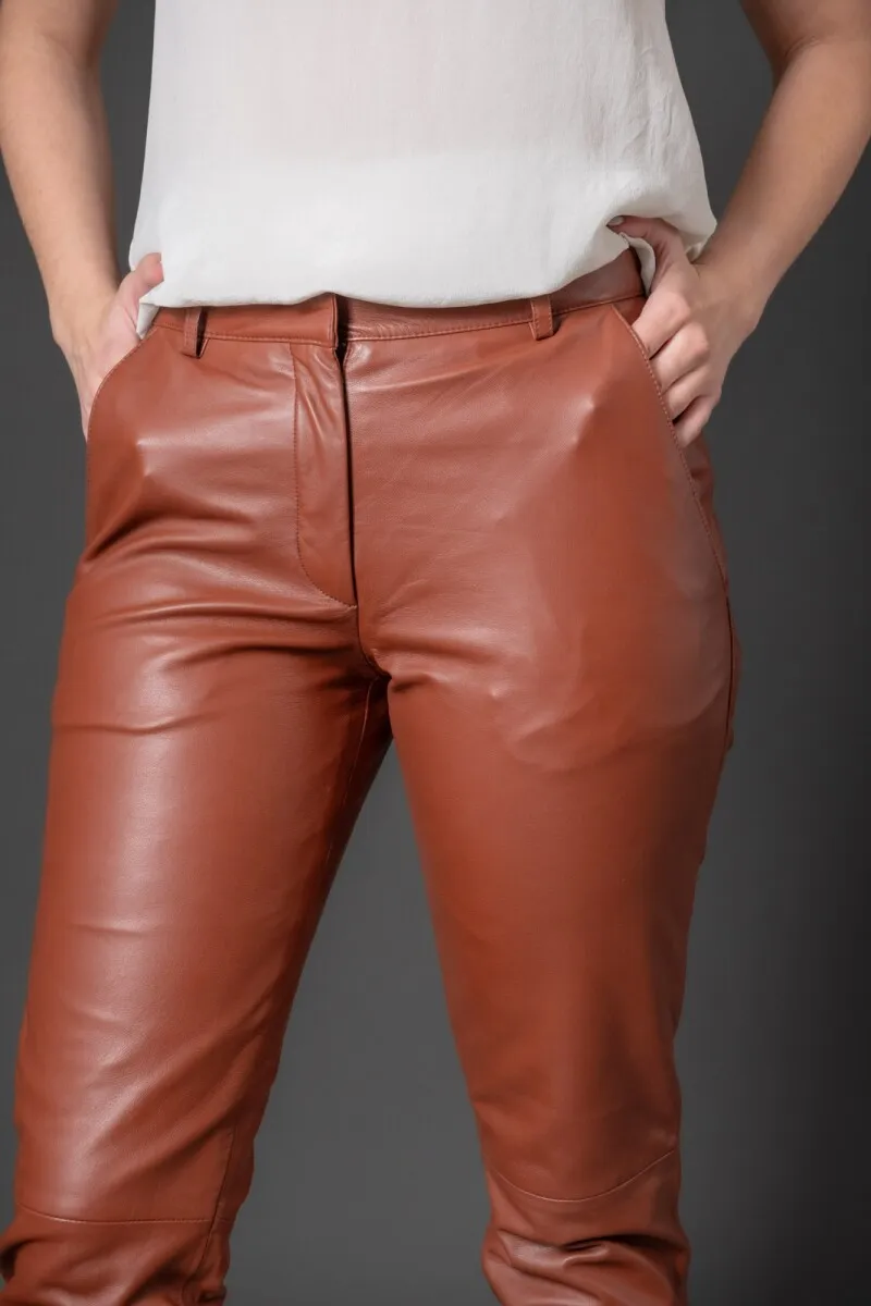 PANTALON CUERO  TOSTADO