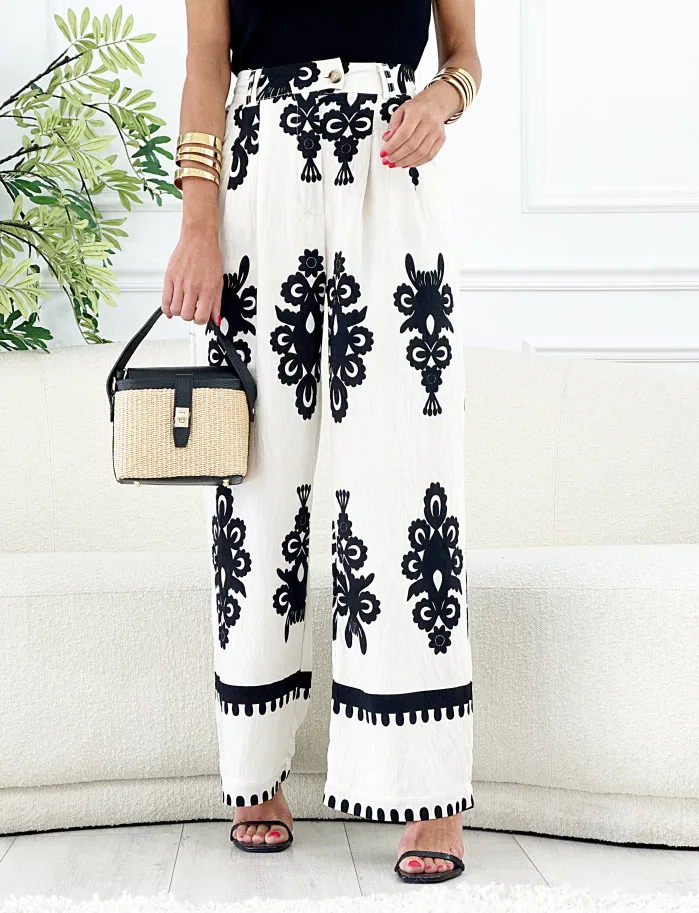 Pantalon etnico negro & beige