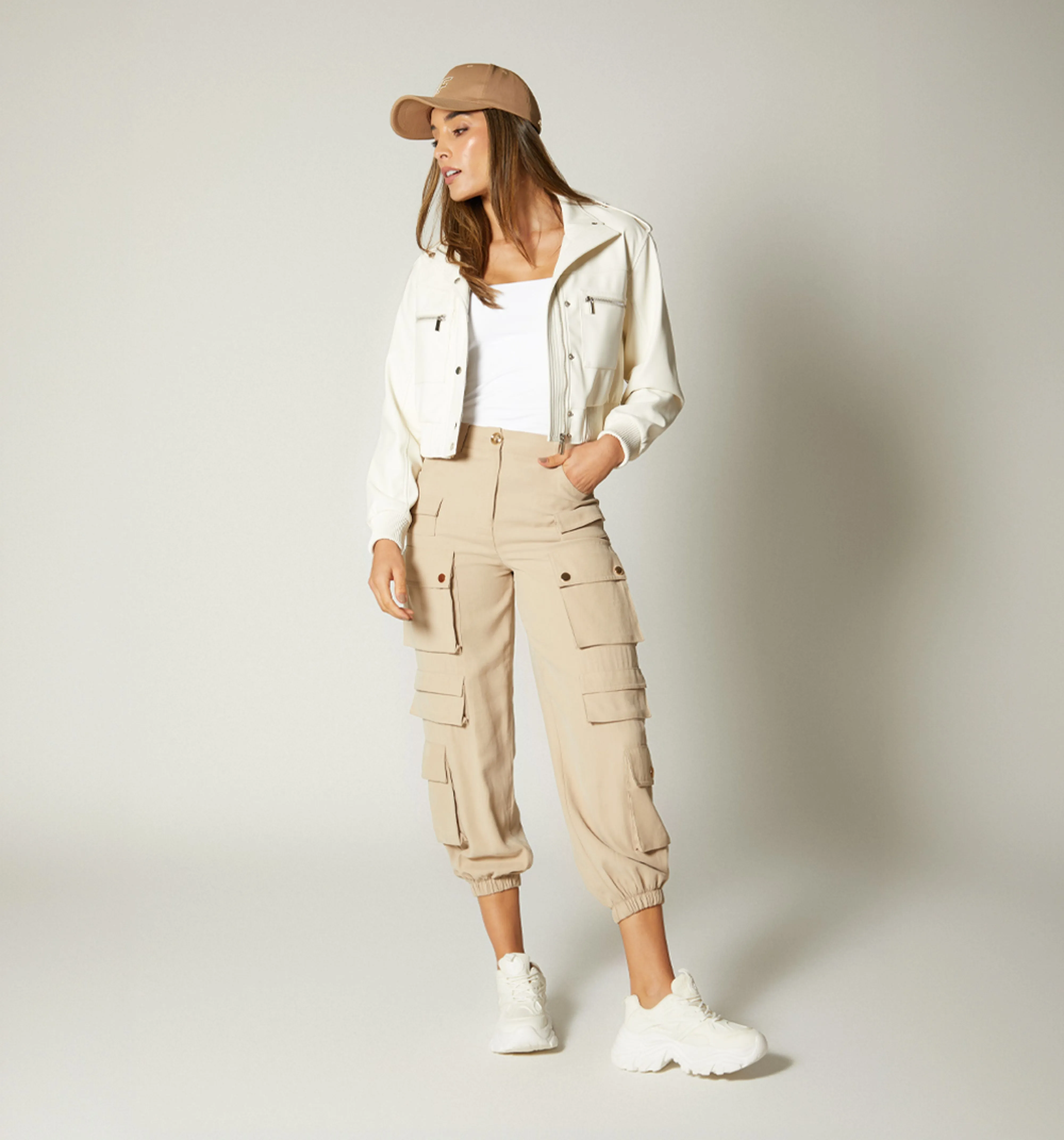 Pantalon jogger multibolsillos