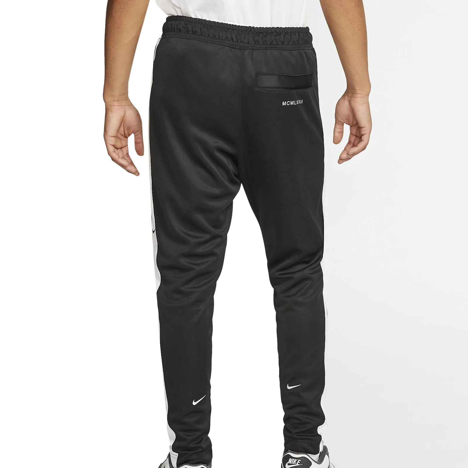 Pantalón Nike Sportswear Swoosh