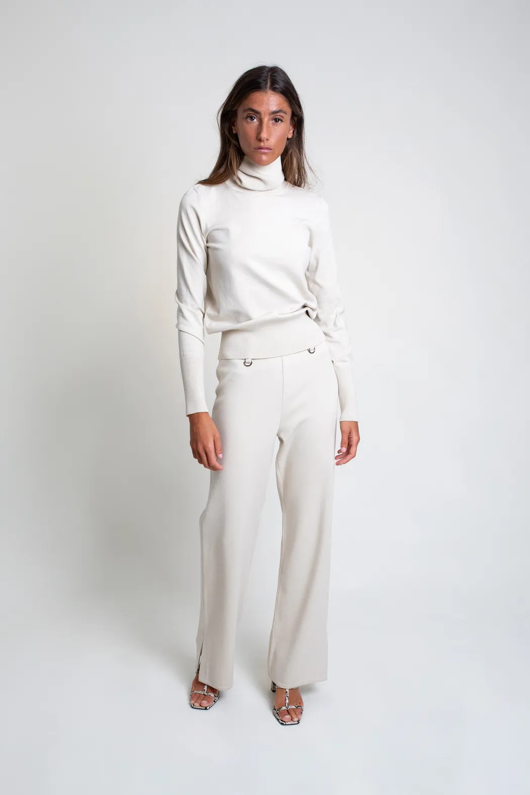 Pisonero  Aitana pantalon crudo