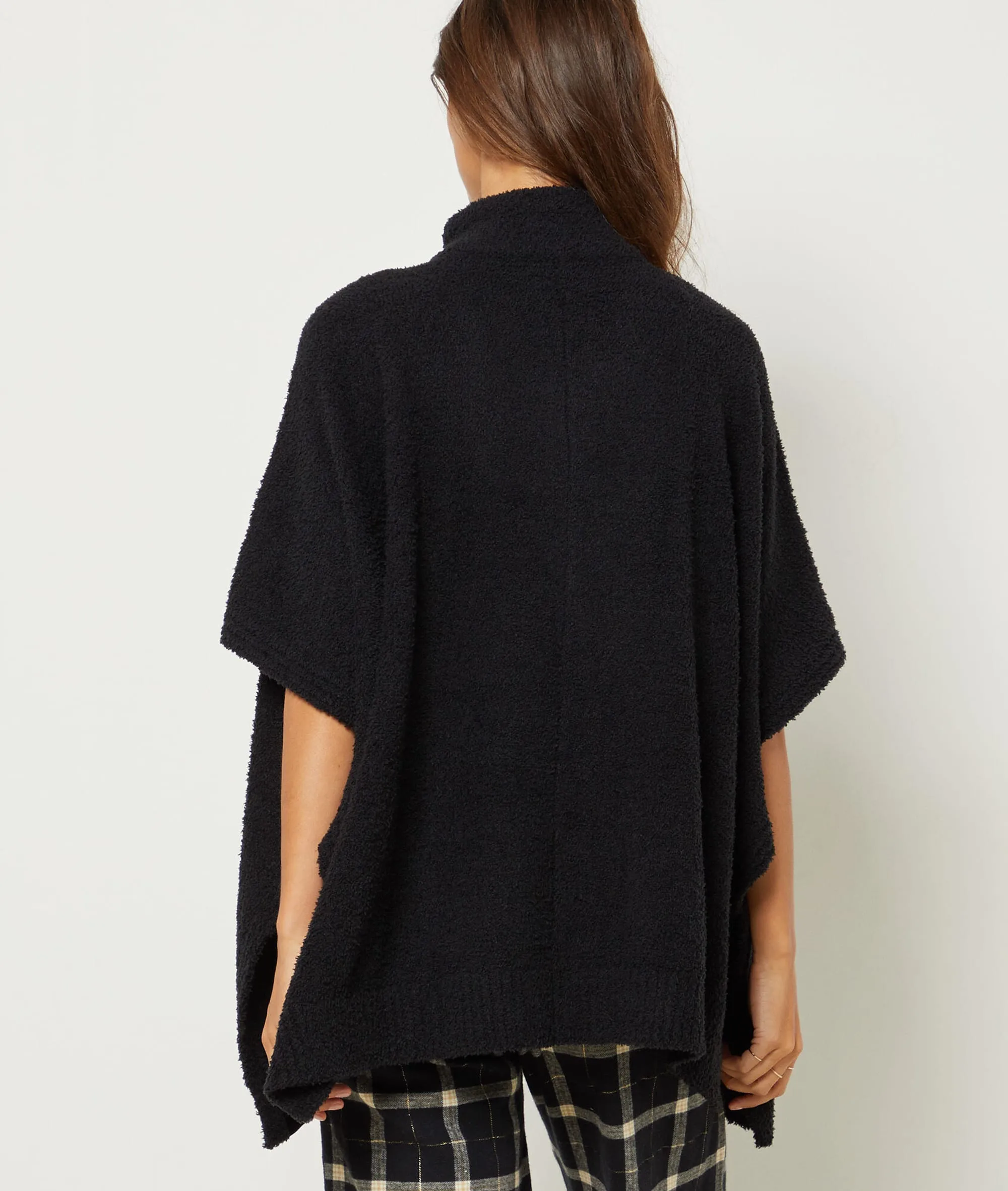 PONCHO POLAR MANGA CORTA DIJAN NOIR  ETAM