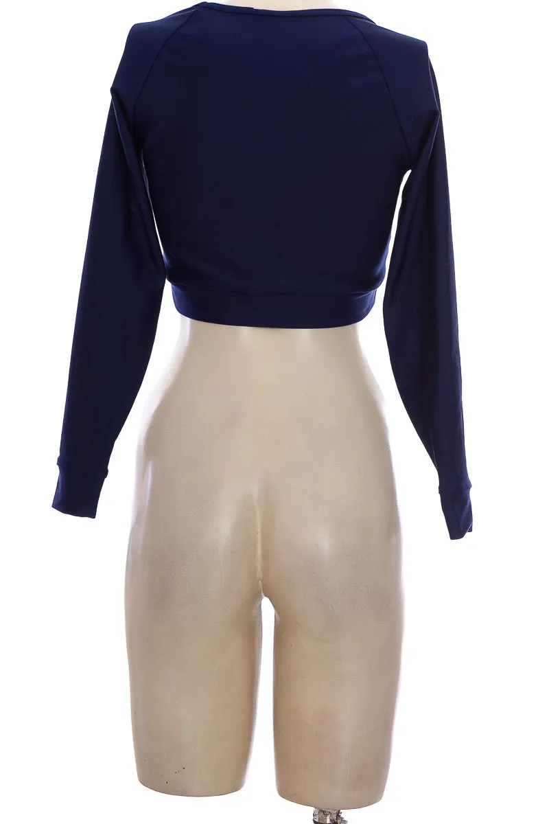 ROPA DEPORTIVA / SALIDA DE BAñO COLOR AZUL  CLOSEANDO