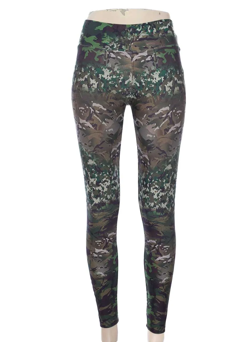 ROPA DEPORTIVA / SALIDA DE BAñO COLOR VERDE  CLOSEANDO