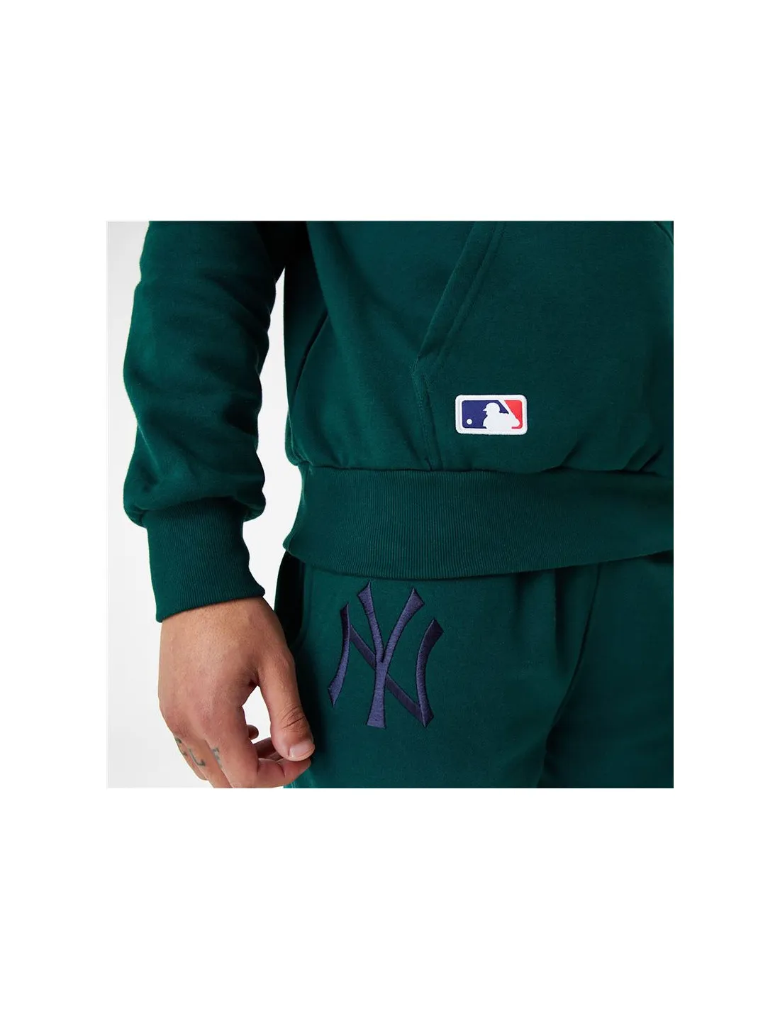 Sudadera New Era League Essentials New York Yankees Dark Green Hombre