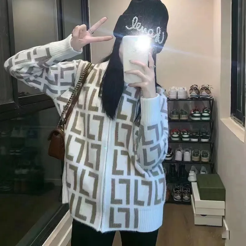 Sweater de tejido de punto de lujo para mujeres de alta calidad chaqueta de bordado de manga larga sudadera de tejido de alfabet