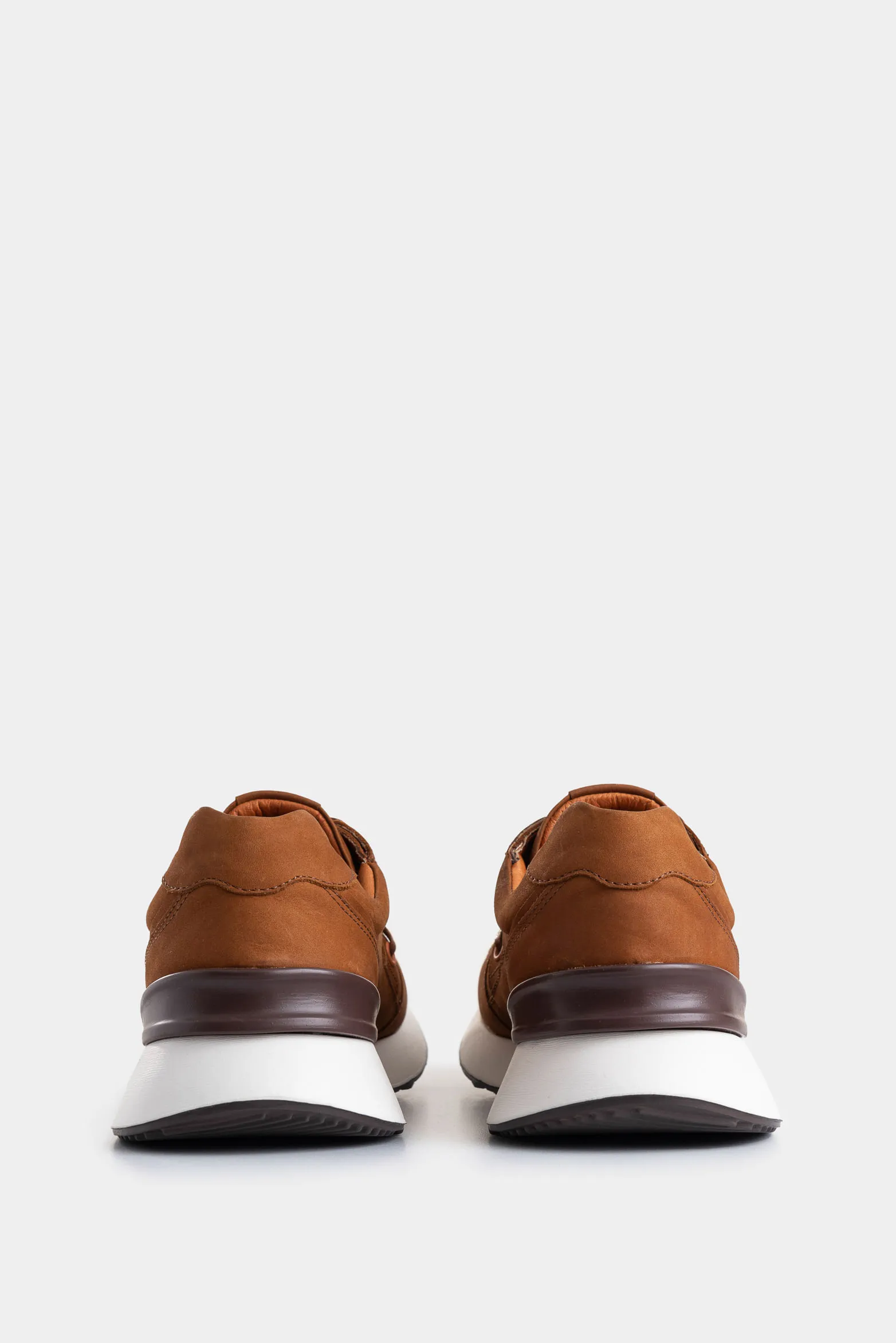 Tenis Enif de cuero para hombre detalles en contraste