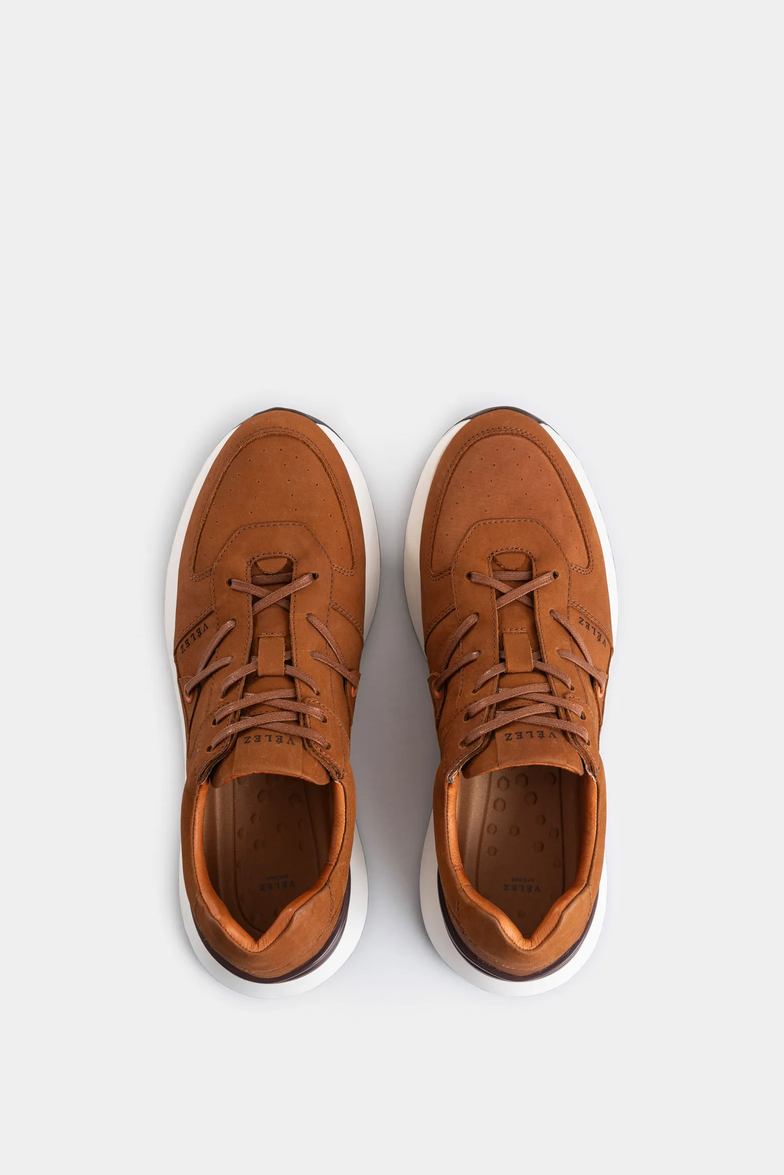 Tenis Enif de cuero para hombre detalles en contraste