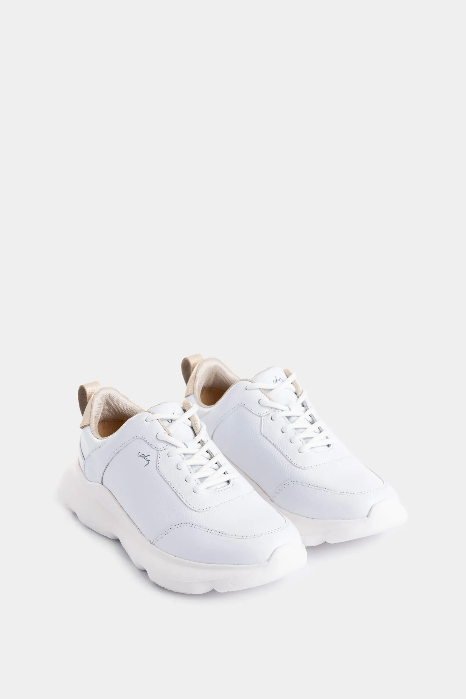 Tenis Mori 3 de cuero para mujer silueta deportiva