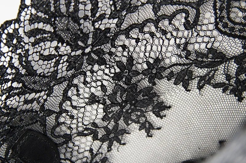 Valentino Bolso Encaje Transparente