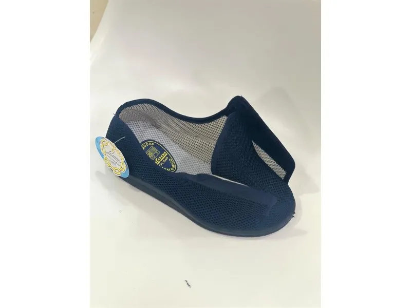ZAPATILLA DE CASA ANATÓMICA CON VELCRO 76755 LA CADENA EN MARINO