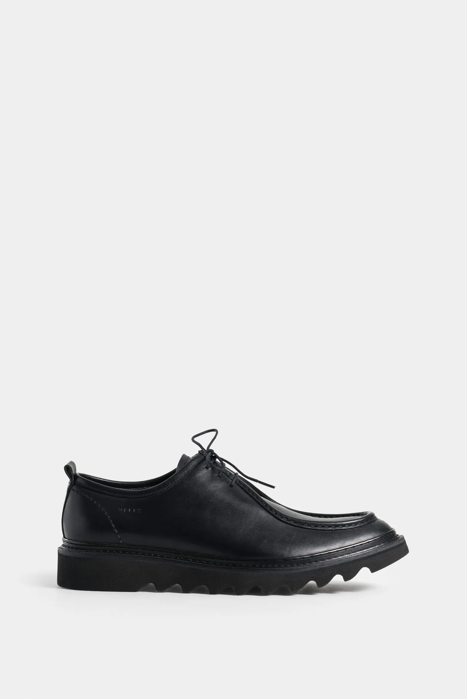 Zapato de cordón ambar de cuero para hombre detalle costura contraste
